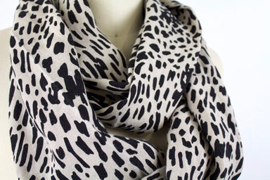 Nanette Infinity Scarf-The Blue Peony-Category_Infinity Scarf,Color_Black,Color_Cream,Department_Personal Accessory,Material_Linen,Pattern_Animal Print