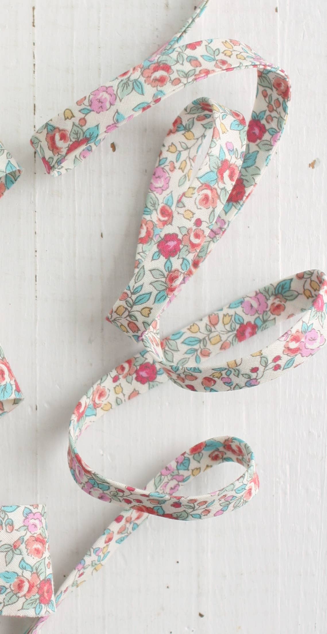 1/2" Double Fold Bias Binding -  Bouquet Blossom