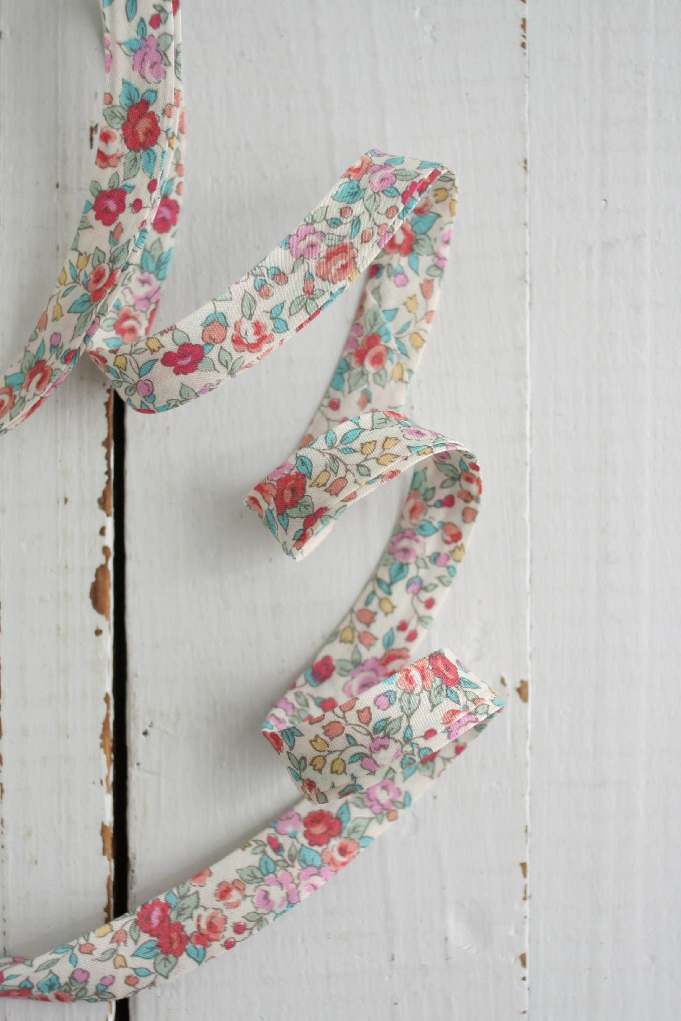 1/2" Double Fold Bias Binding -  Bouquet Blossom