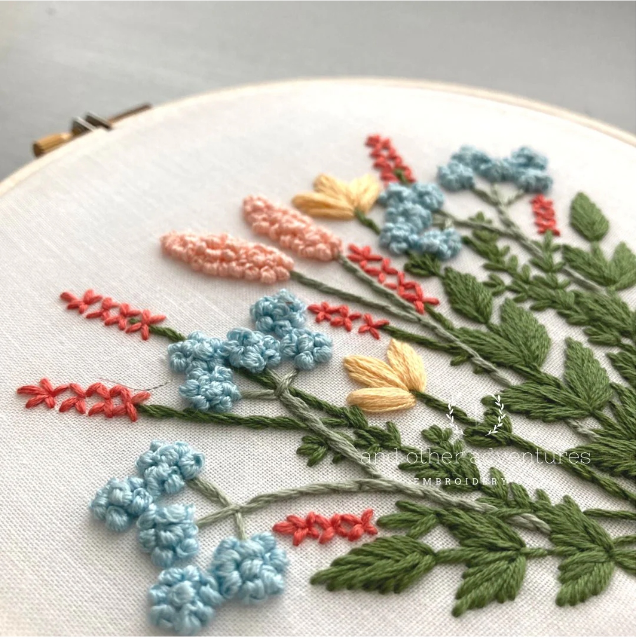 Hand Embroidery Kit - Summer Daydream