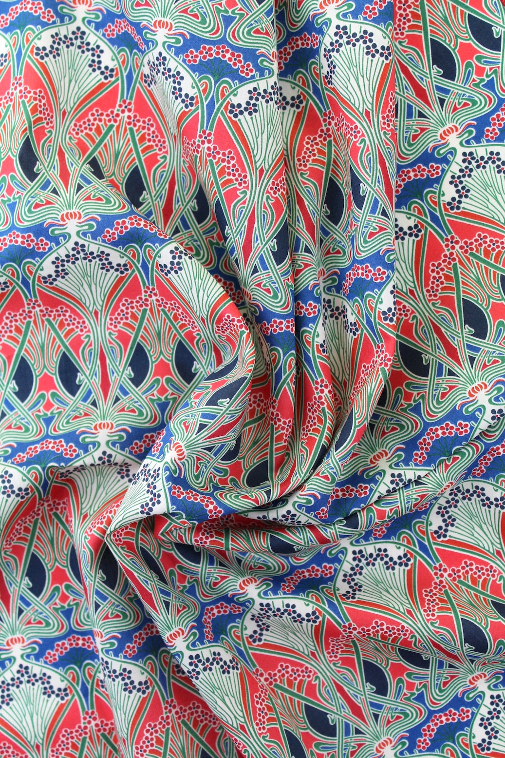 Ianthe Liberty Tana Lawn™ Kerchief