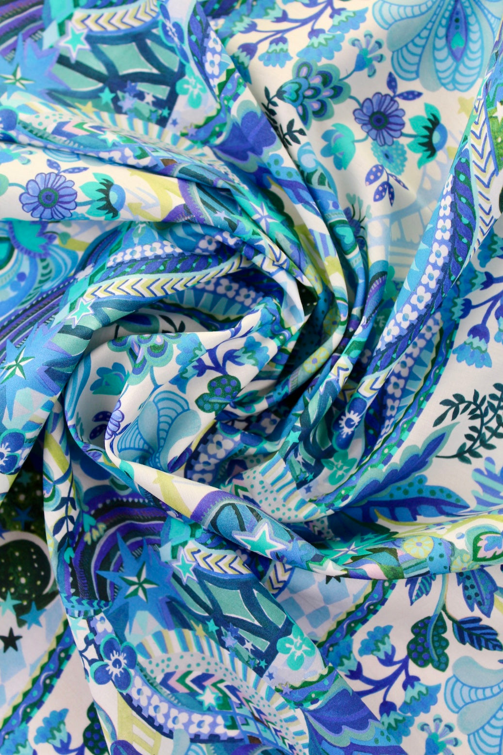 Liberty Stage Liberty Tana Lawn™ Kerchief