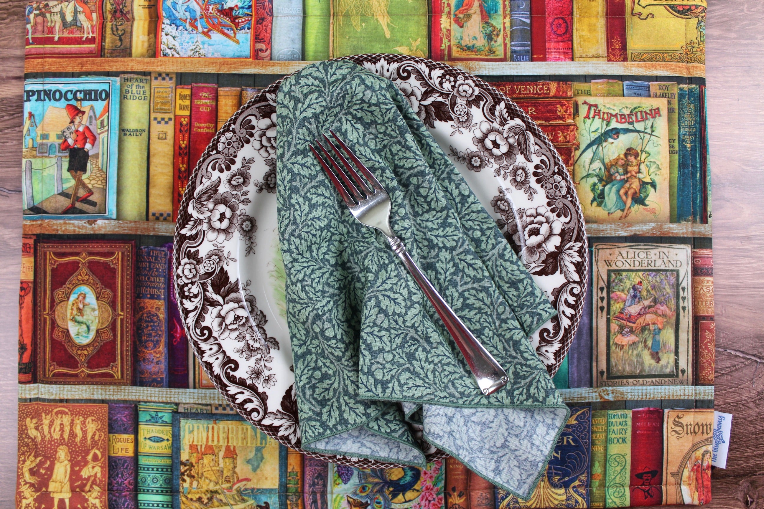 Library Shelves Placemats