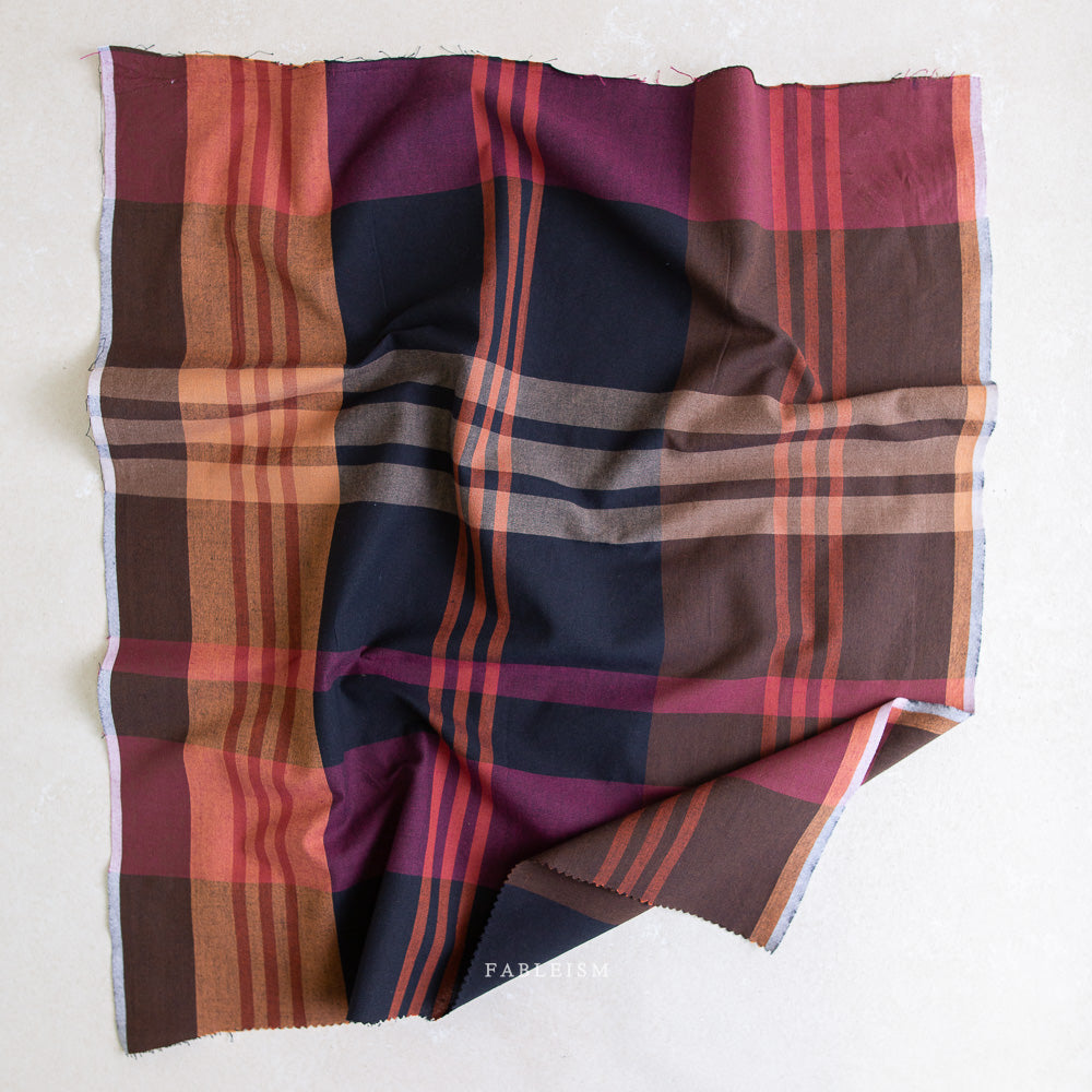 Lumiére Woven Cotton in Mahogany