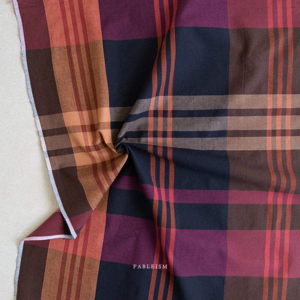 Lumiére Woven Cotton in Mahogany