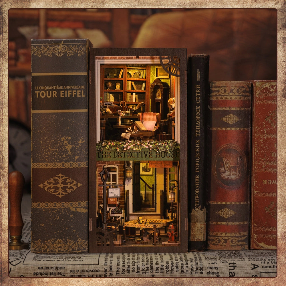 Diy Book Nook Kit: Rose Detective Agency with Dust Cover