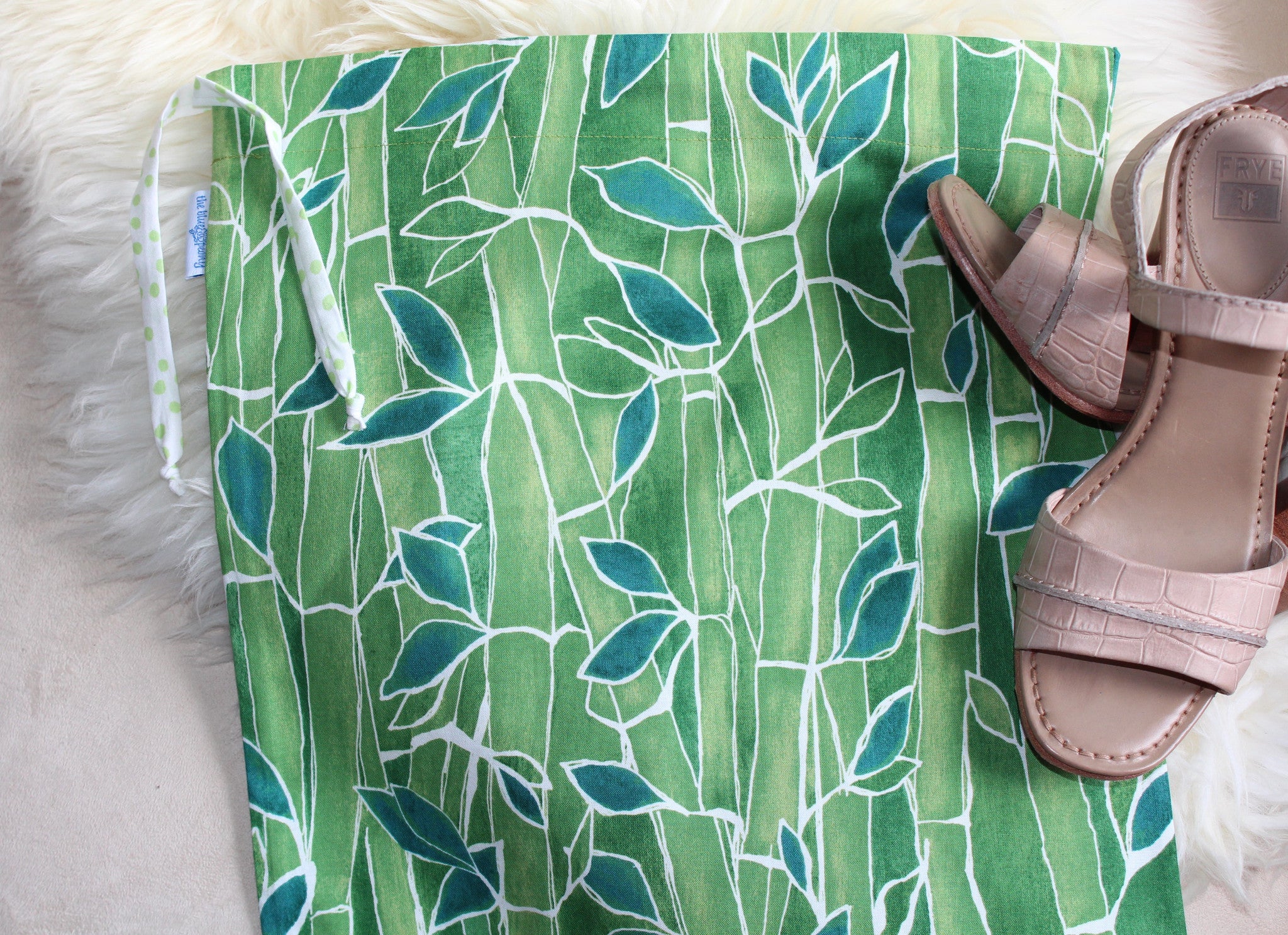 Bamboo Garden Drawstring Travel Bag-The Blue Peony-Category_Drawstring Bag,Color_Green,Department_Personal Accessory