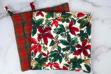 Botanical Christmas Potholder-The Blue Peony-Category_Pot Holder,Color_Maroon,Color_Red,Department_Kitchen,Pattern_Floral,Pattern_Plaid,Size_Traditional (Square),Theme_Christmas,Theme_Winter,Theme_Woodland